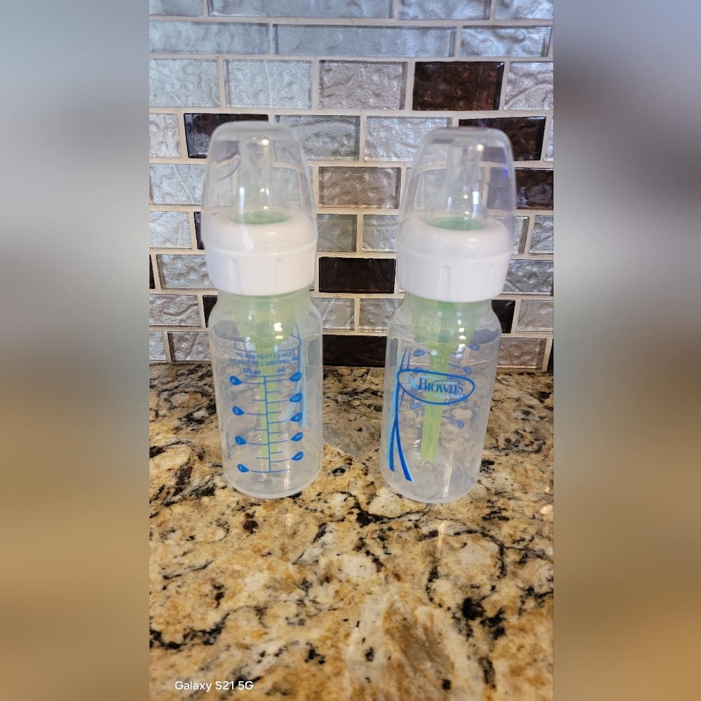 (2) Dr. Brown's 4oz Anti-colic Baby Bottles with Blue Accents Size 1 Nipples